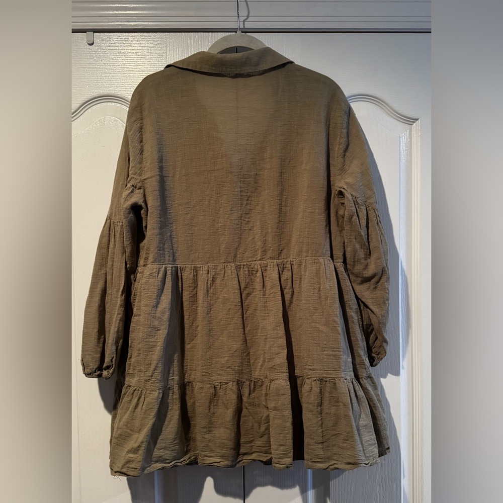 Zara Olive Green Tiered Button-Front Blouse - Picture 2 of 4